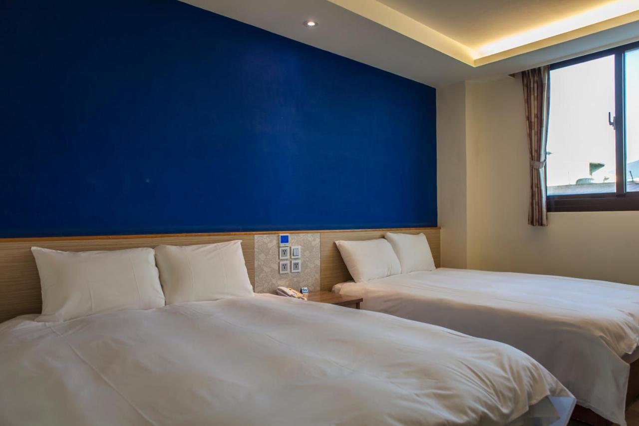 Yadi Hotel Пулі Екстер'єр фото