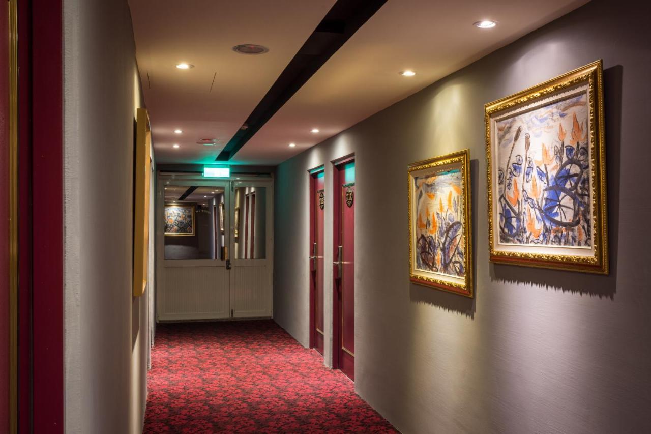 Yadi Hotel Пулі Екстер'єр фото